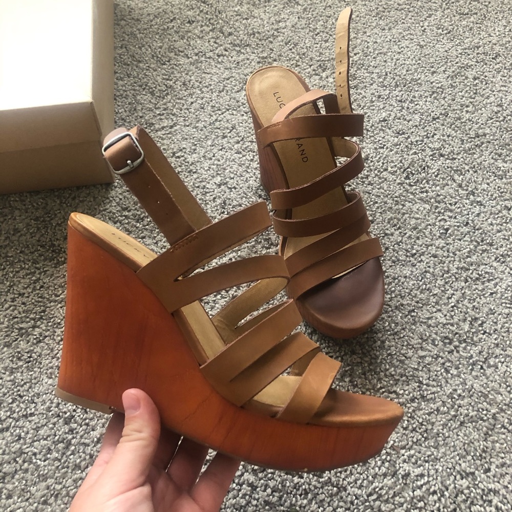 Lucky Brand brown wedges 7.5M